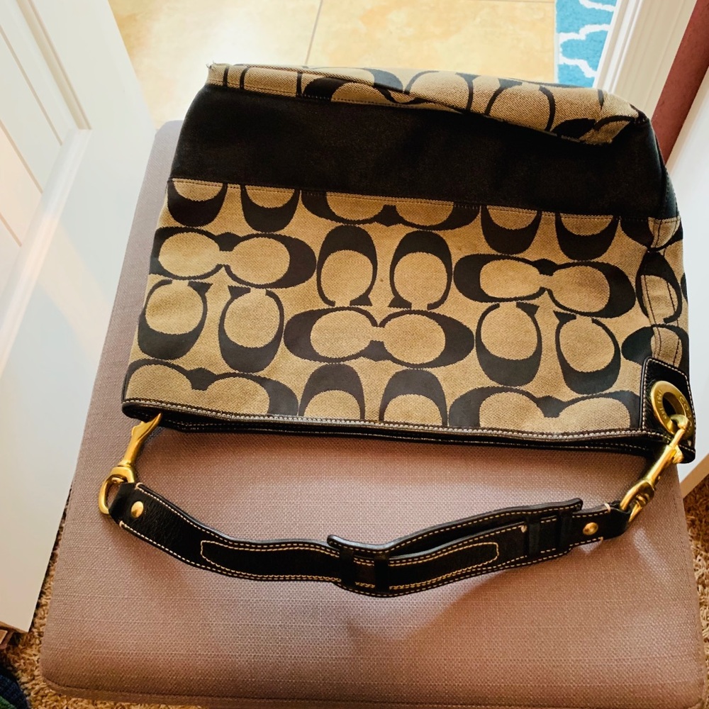 Coach Purse - Picture 3 of 3